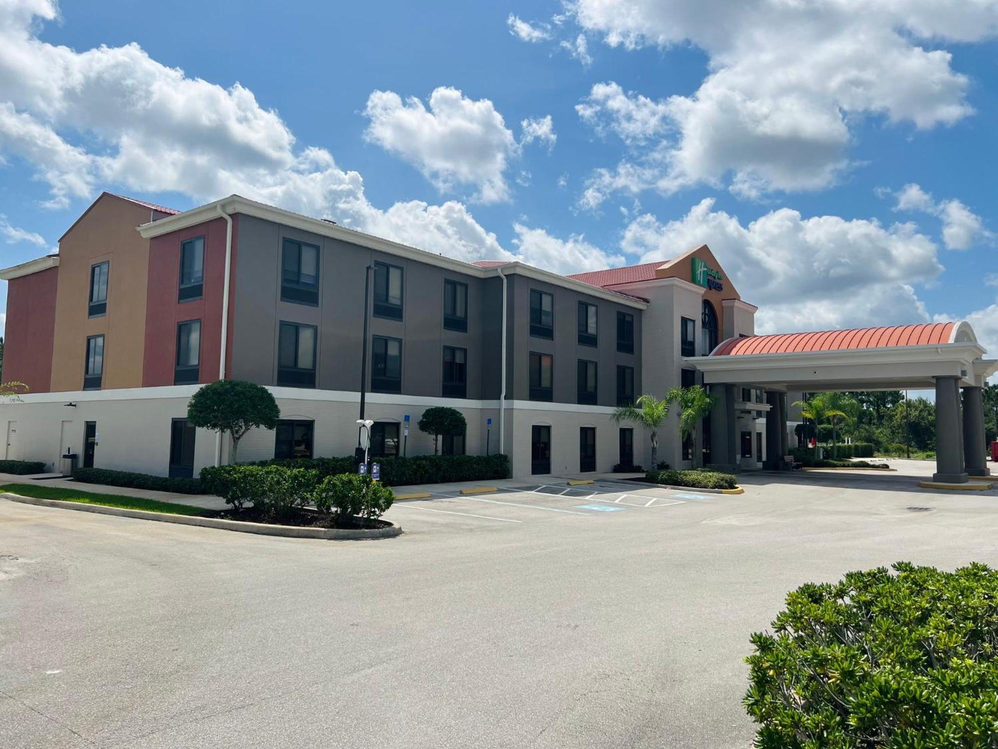 Holiday Inn Express & Suites Sebring By Ihg Zewnętrze zdjęcie
