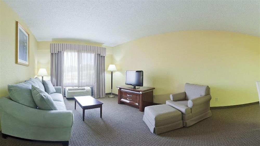 Holiday Inn Express & Suites Sebring By Ihg Zewnętrze zdjęcie